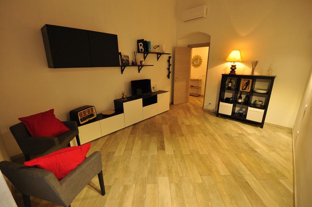 The Lighthouse Apartment La Spezia Exterior photo