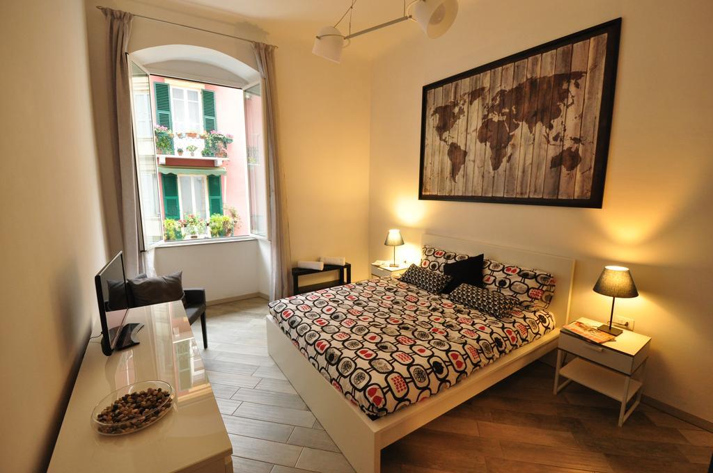 The Lighthouse Apartment La Spezia Exterior photo