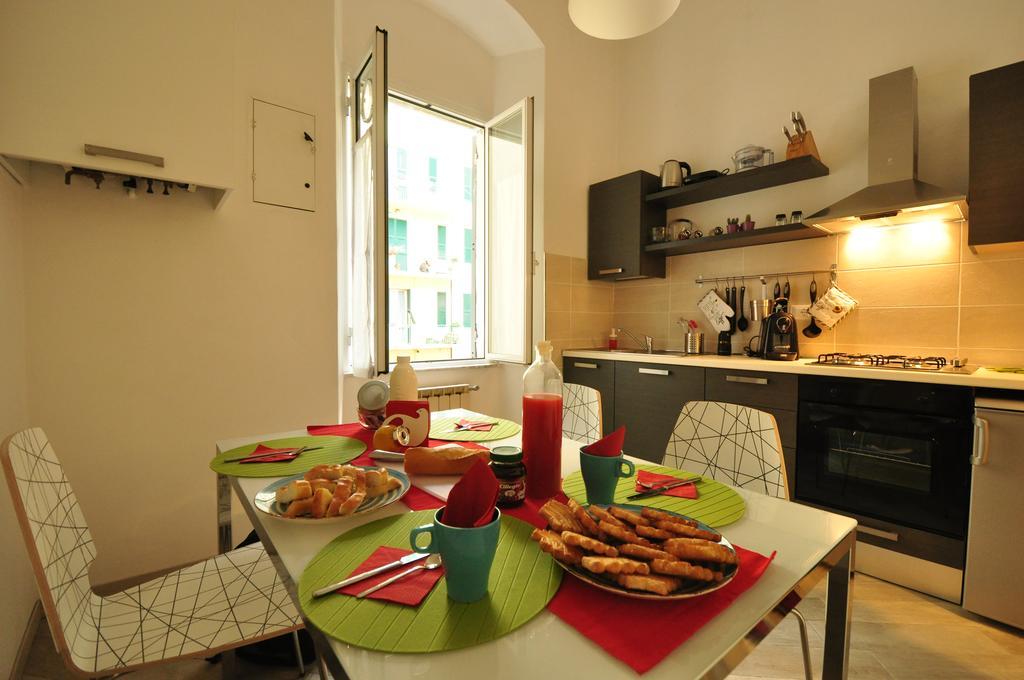 The Lighthouse Apartment La Spezia Exterior photo